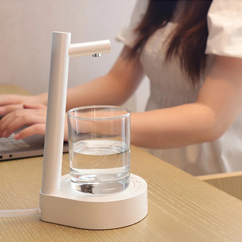 Dispensador de Agua Automático AquaFlow™