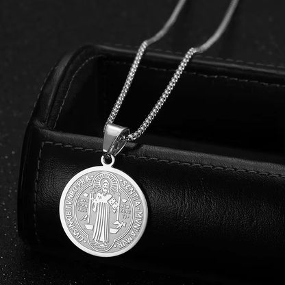 Collar San Benito Protección Sagrada + Estuche de Lujo incluido