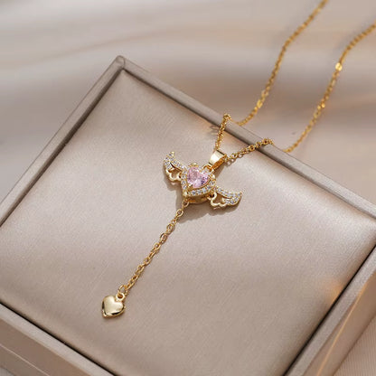 Collar Corazón con Alas : El Regalo Perfecto [Incluye Estuche de Lujo]
